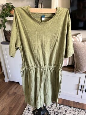 Old Navy Olive Green Crewneck T-Shirt dress